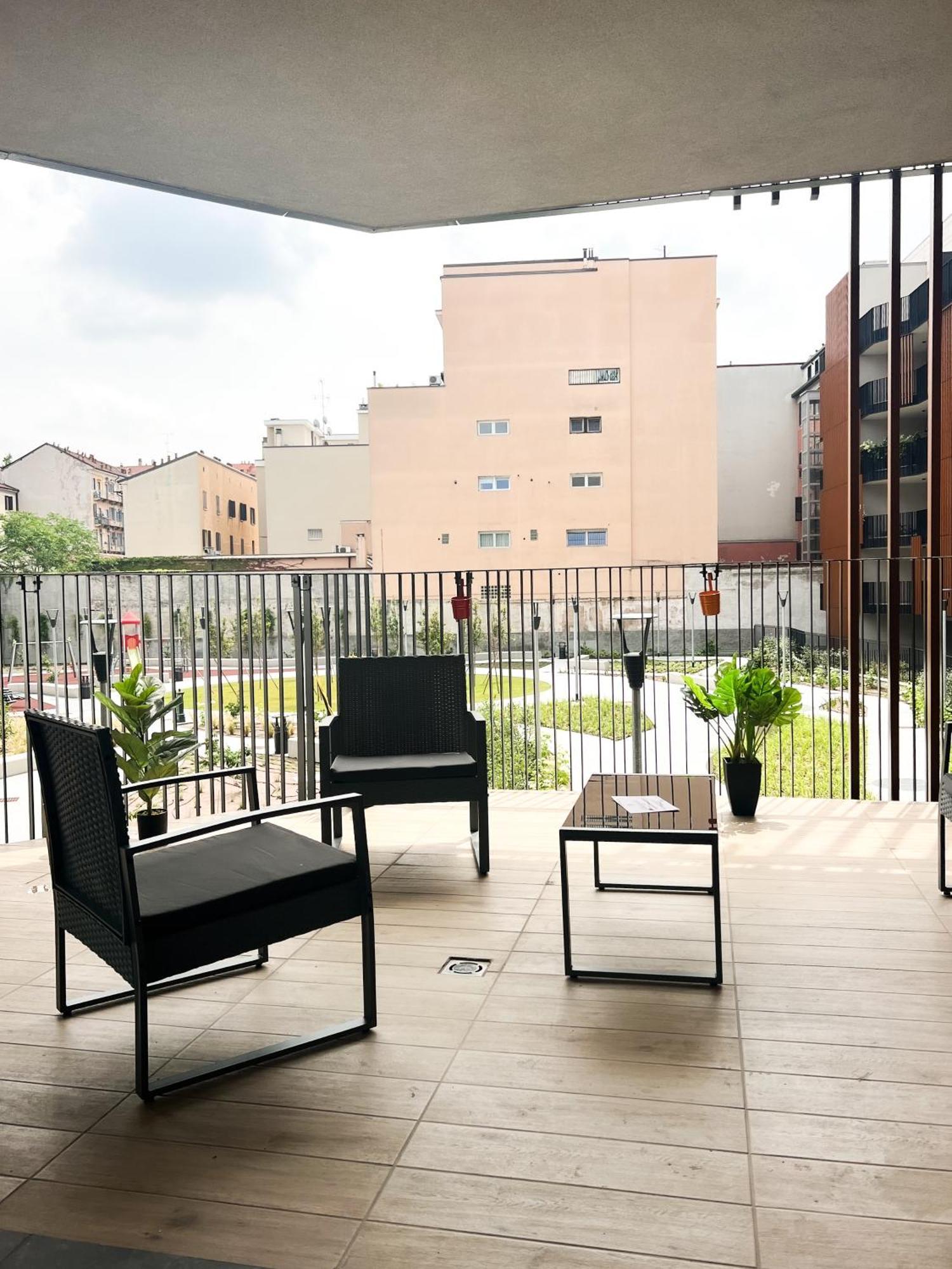 Comecasa Modern Terraced & Palestra Apartment Milan Exterior photo
